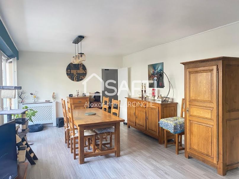 Vente appartement 3 pièces 81 m² à Lisieux (14100), 189 900 €