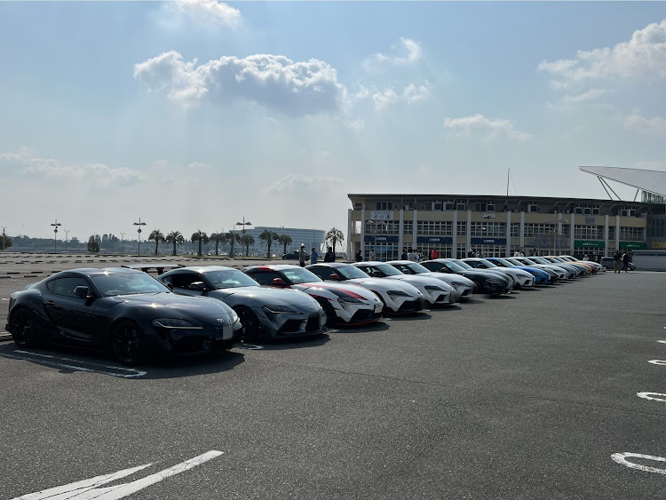GR86のGRミーティングinラグーナテンボス2023・オフ会・1台として同じものなし・個性は大事・素敵な出会いに感謝✨に関するカスタム事例の投稿画像3枚目