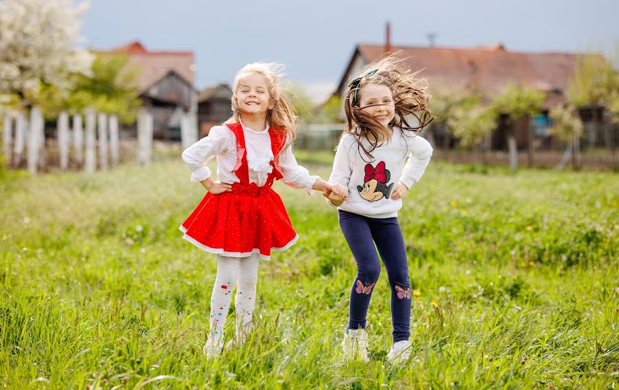 Svatební fotograf Madalin Ciortea (dreamartevents). Fotografie z 14.května 2023