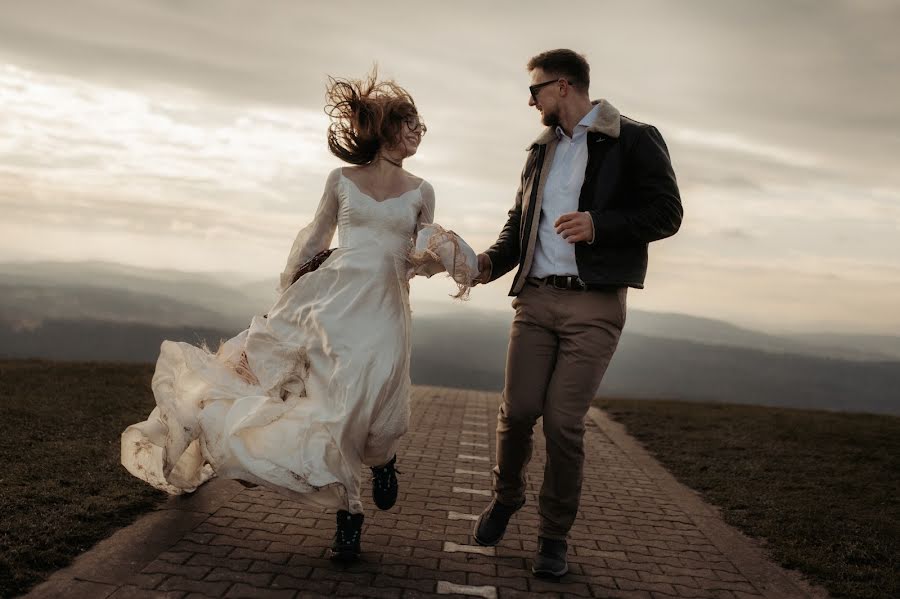 結婚式の写真家Patryk Olczak (patrykolczak)。2023 12月31日の写真