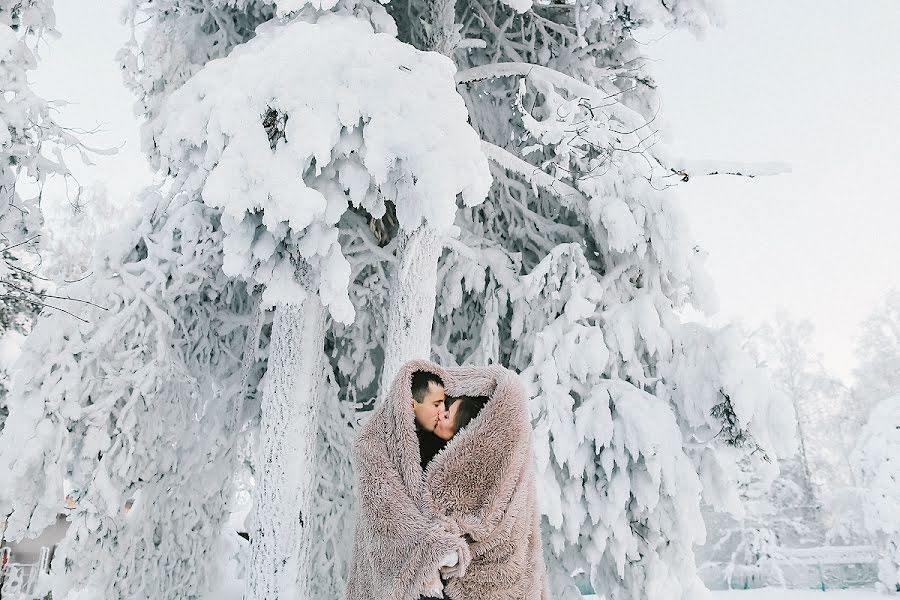 Fotógrafo de casamento Pavel Dzhioev (nitropasha). Foto de 20 de janeiro 2016