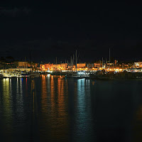 Cala la notte sulla Costa azzurra. di 