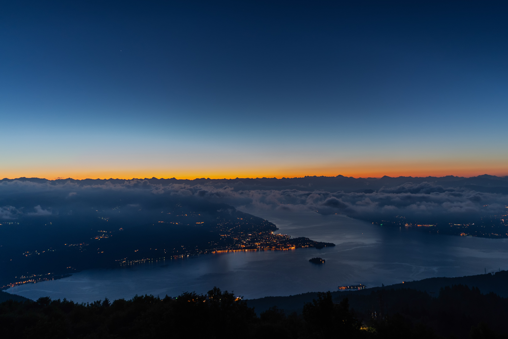 Alba dal Mottarone di Palmie