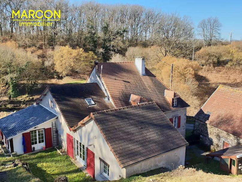 Vente moulin 8 pièces 335 m² à La Souterraine (23300), 398 000 €