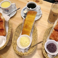 客美多咖啡 Komeda‘s Coffee