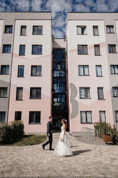 Fotógrafo de casamento Alena Krivosheeva (alenkabu). Foto de 14 de setembro 2022