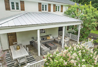 House with garden and terrace 16