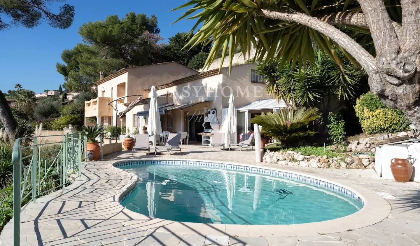 Villa with pool and terrace Le golfe juan