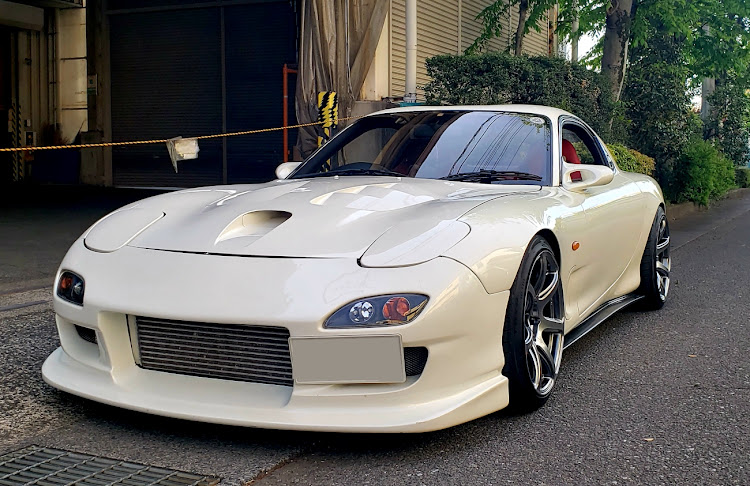 RX-7の洗車・磨きに関するカスタム事例の投稿画像1枚目