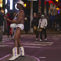 Naked cowboy di 