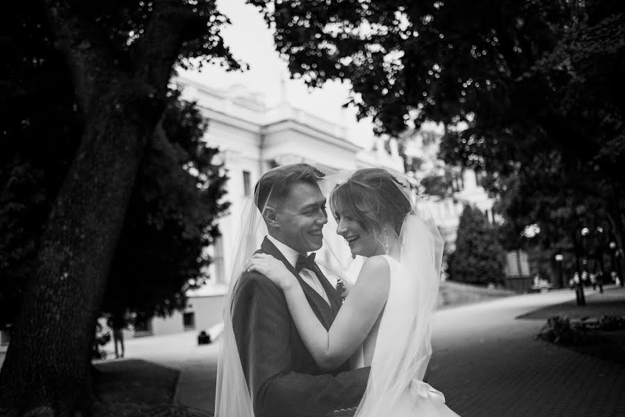 Wedding photographer Vitaliy Kirzhanov (vitalyk). Photo of 14 December 2020