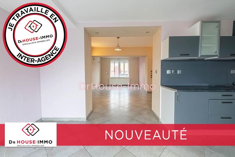 Vente maison 6 pièces 110 m² à Saint-Amand-les-Eaux (59230), 158 000 €