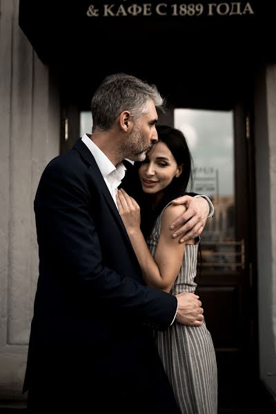 Wedding photographer Yuriy Kuzmin (kuzminproduction). Photo of 7 October 2020