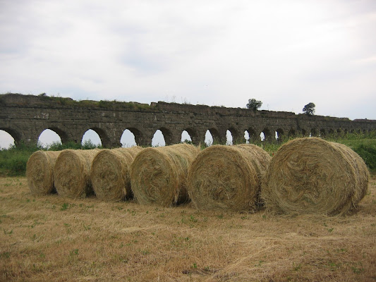 Al parco degli acquedotti di Floflo