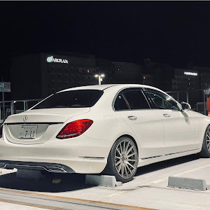 Cクラス セダン W205