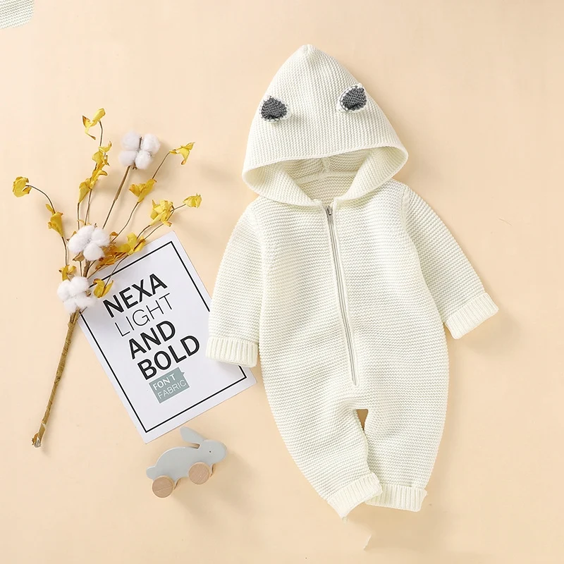 Macacão para bebê com zíper de peça única, roupa de dormir com zíper, fácil de vestir e tirar, conforto e praticidade para seu bebê.