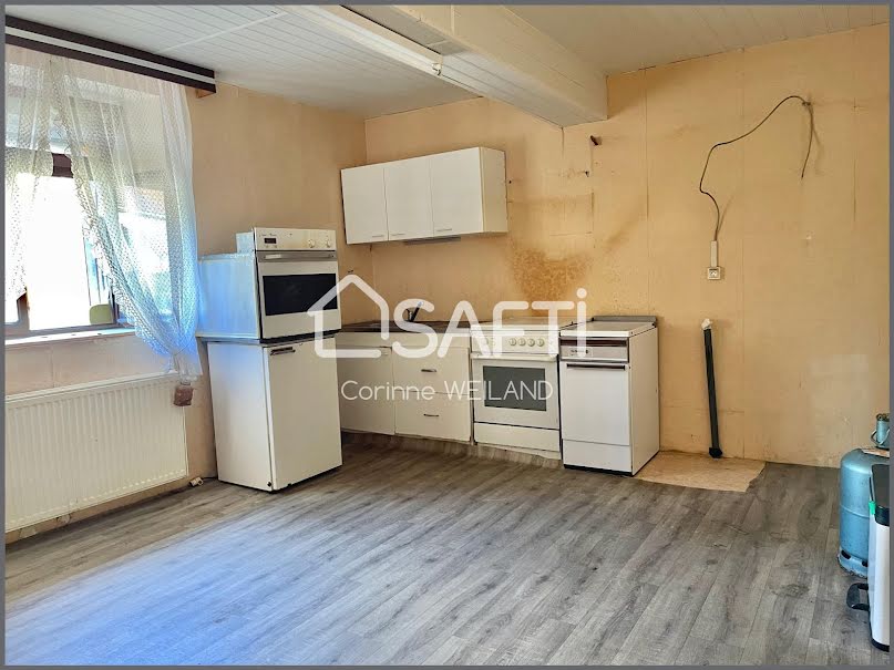 Vente maison  185 m² à Hallering (57690), 56 000 €