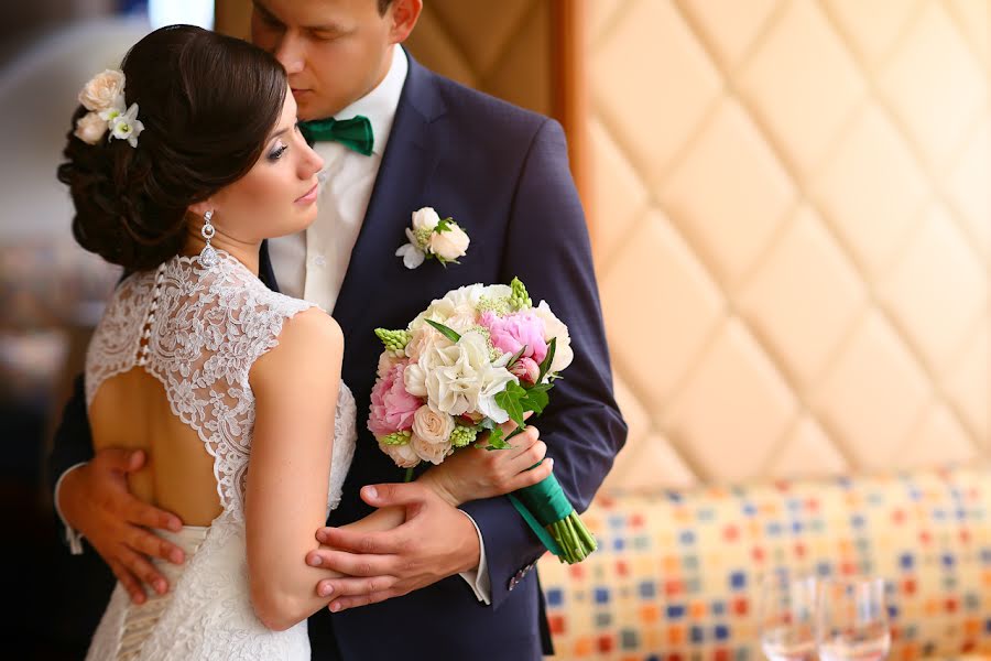 Wedding photographer Vladimir Uzryutov (sensestudio). Photo of 24 June 2014