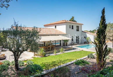 Maison avec piscine et terrasse 20