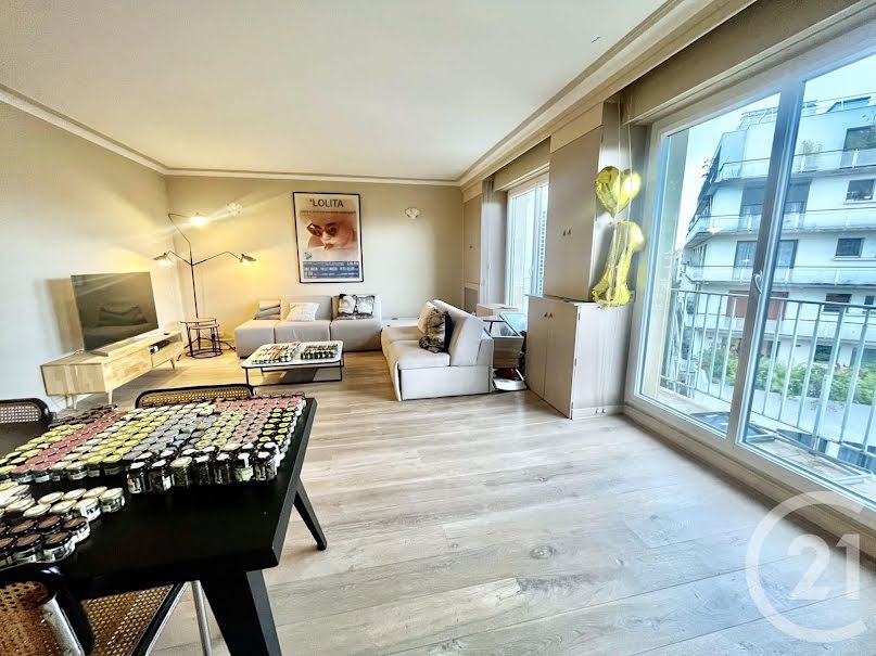 Vente appartement 4 pièces 92.5 m² à Paris 16ème (75016), 950 000 €