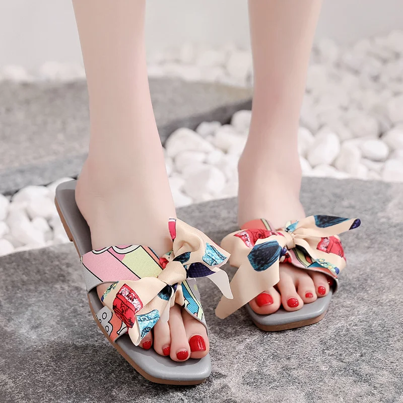 Sandalias y chanclas coreanas casuales de playa para mujer, cómodas y a la moda, perfectas para el verano y disfrutar del sol.