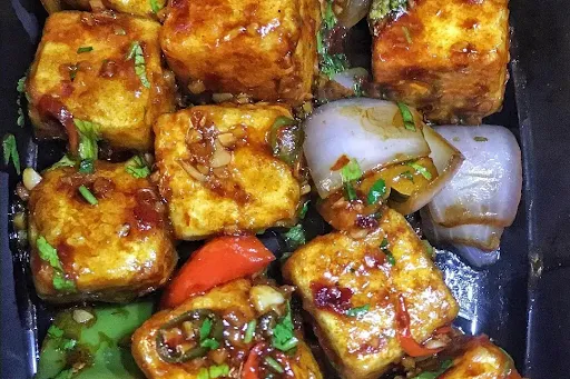 Chilli Paneer [8 Pieces]