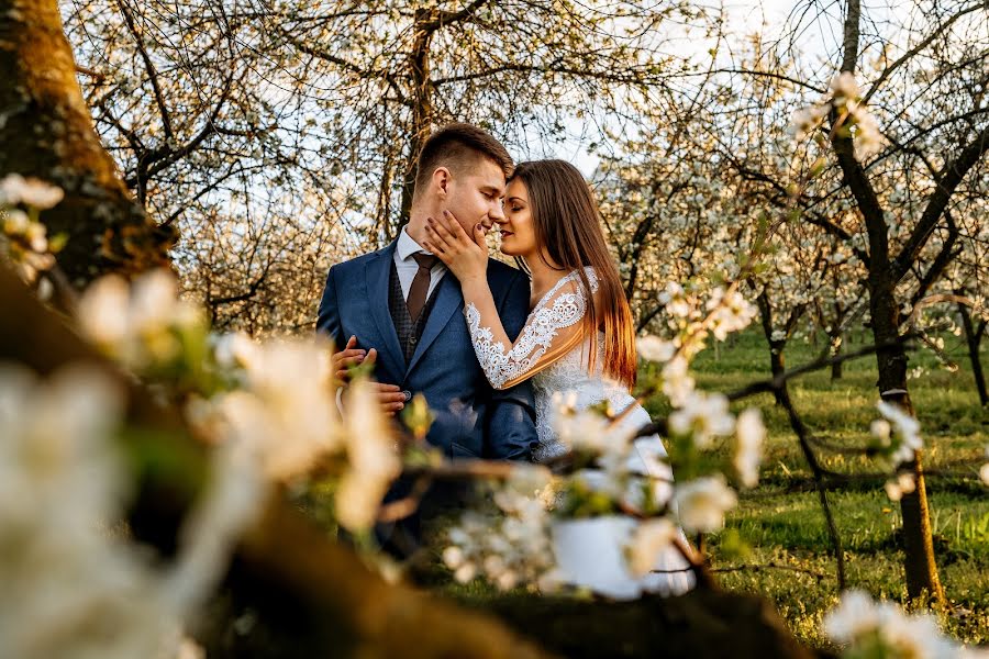 Photographer sa kasal Łukasz Potoczek (zapisanekadry). Larawan ni 19 Mayo 2021