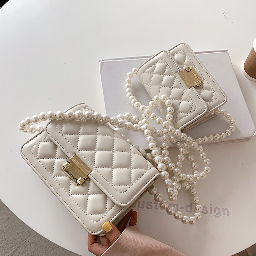 Title 5, Pearl Chain Bag Diamond Crossbody Mini Square B...