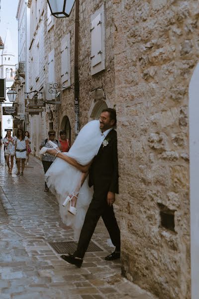 Fotógrafo de casamento Marija Milic (makelau). Foto de 16 de janeiro