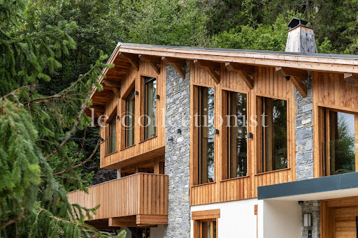 House with pool 2