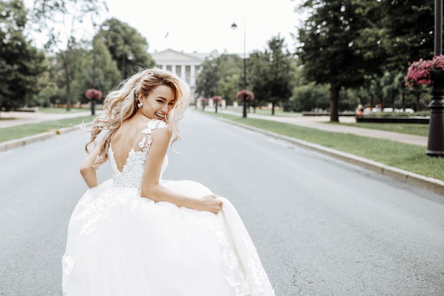 Fotógrafo de casamento Polina Pavlova (polina-pavlova). Foto de 15 de maio 2019