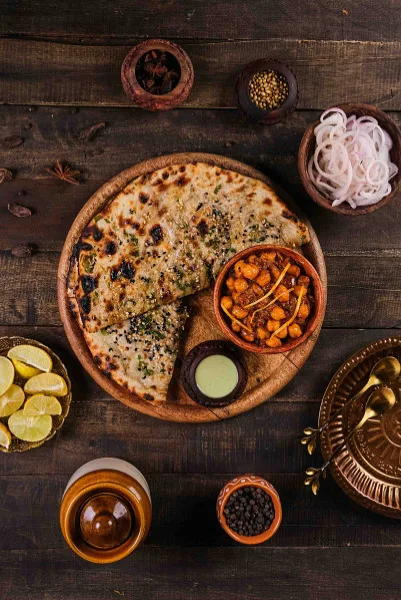 Amritsari Kulcha Combo