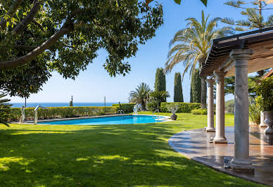 Maison avec jardin et terrasse 3