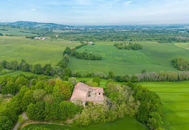 Farmhouse with garden 5