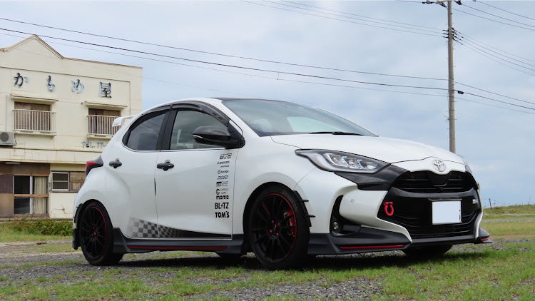 ヤリスの目指せPickUpCars・ドライブ・かわいい相棒・雨・8月もよろしくお願いしますに関するカスタム事例の投稿画像4枚目