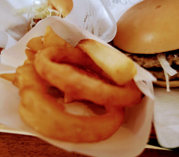 スカイラインの夜勤明けのちょいドライブ🚗💨・モスバーガーでランチ♪😆・シナモンちゃんU^ｪ^U・2月もよろしくお願いします・大寒波に関するカスタム事例の投稿画像16枚目