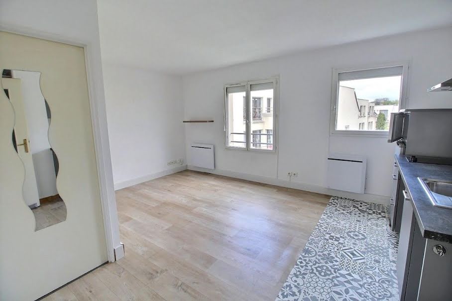 Vente appartement 1 pièce 25 m² à Montigny-le-Bretonneux (78180), 169 000 €