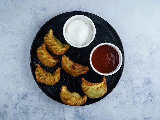 Butter Chicken Momos [5 Pieces]