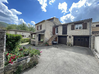 maison à Saint-Martin-de-Castillon (84)