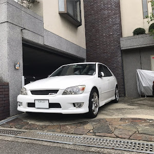 アルテッツァ SXE10