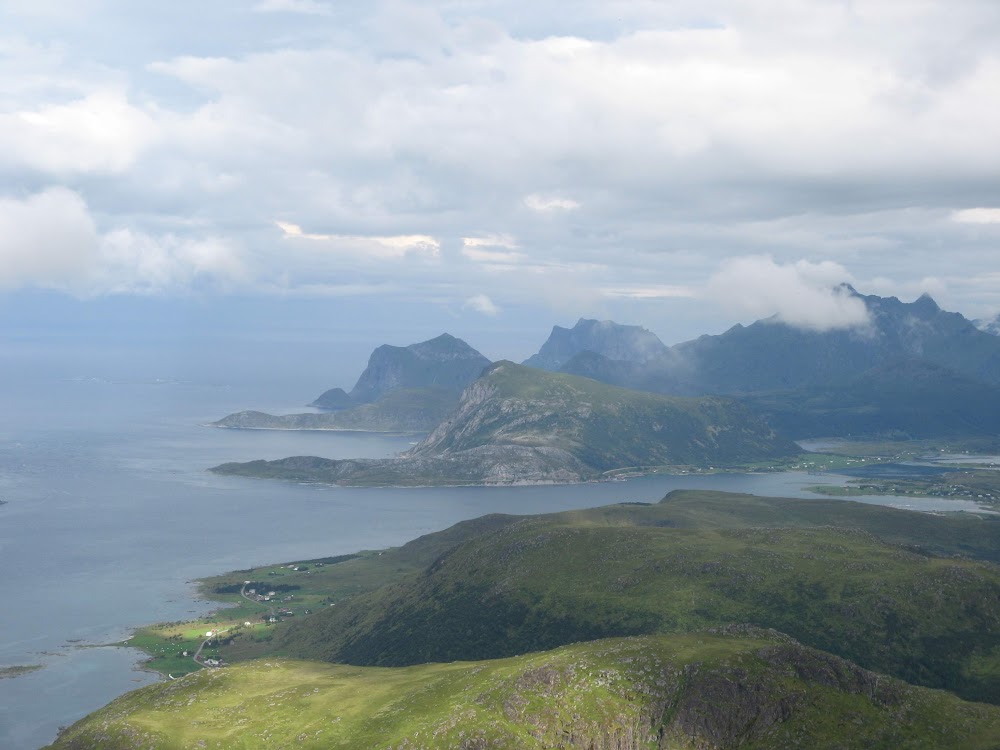 Каникулы троллей на островах Senja, Vesteralen и Lofoten в августе 2018