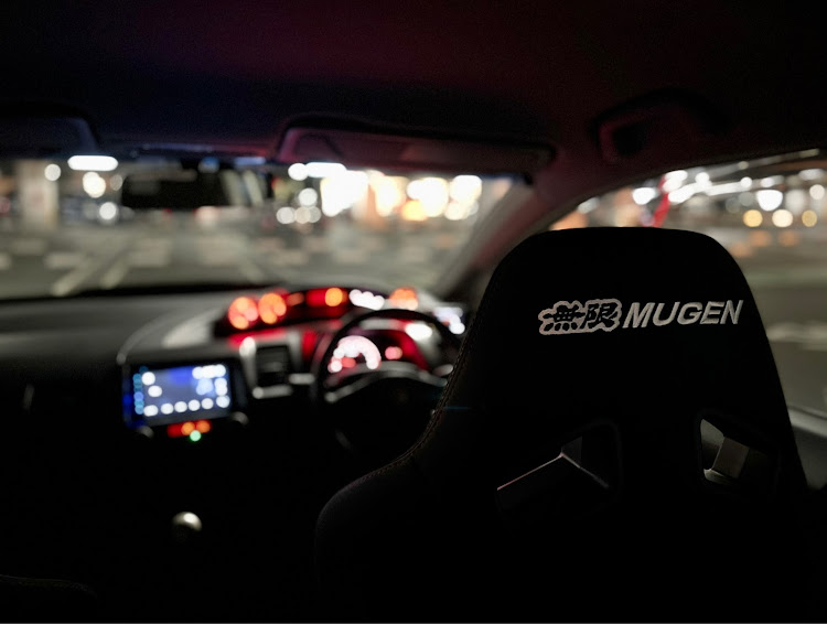 シビックタイプRのiPhoneクオリティ・立体駐車場に関するカスタム事例の投稿画像1枚目