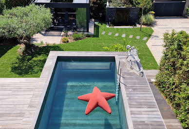 Maison avec piscine et terrasse 3