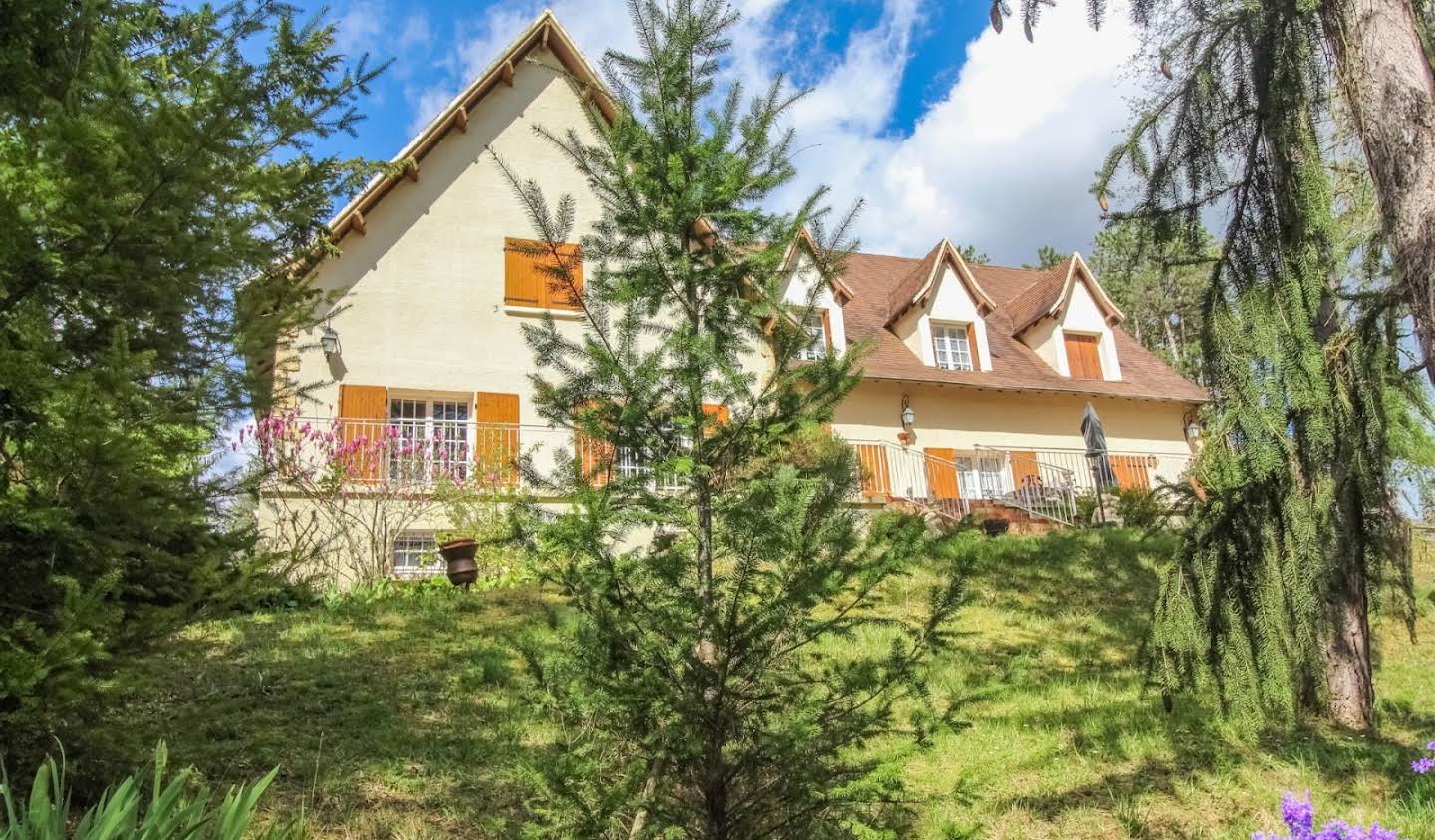 Maison avec piscine et jardin Trélissac