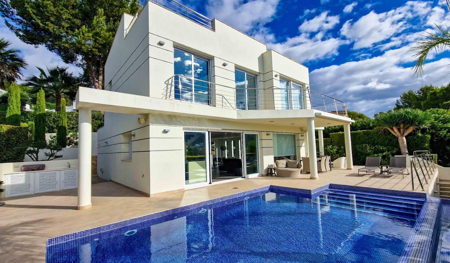 Property with pool Moraira