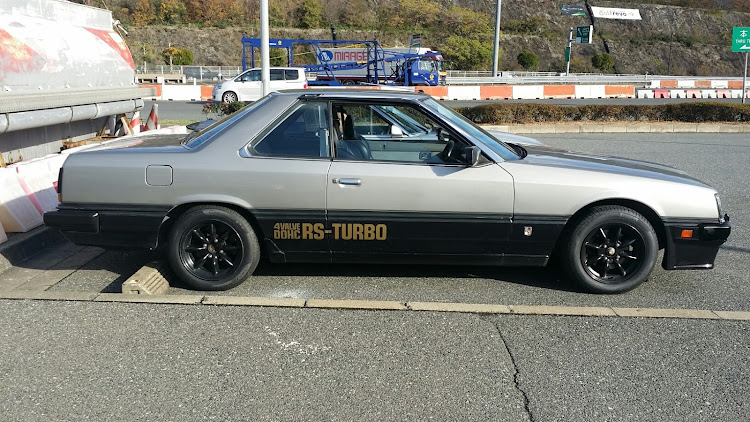 スカイラインのドライブ・30・70・130に関するカスタム事例の投稿画像2枚目