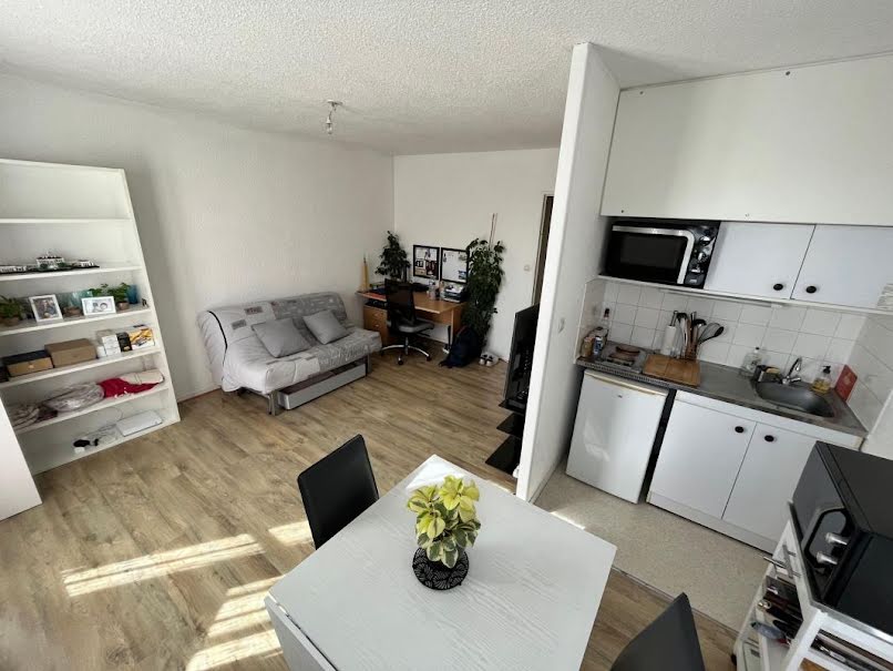 Location  appartement 1 pièce 24 m² à Limoges (87000), 340 €