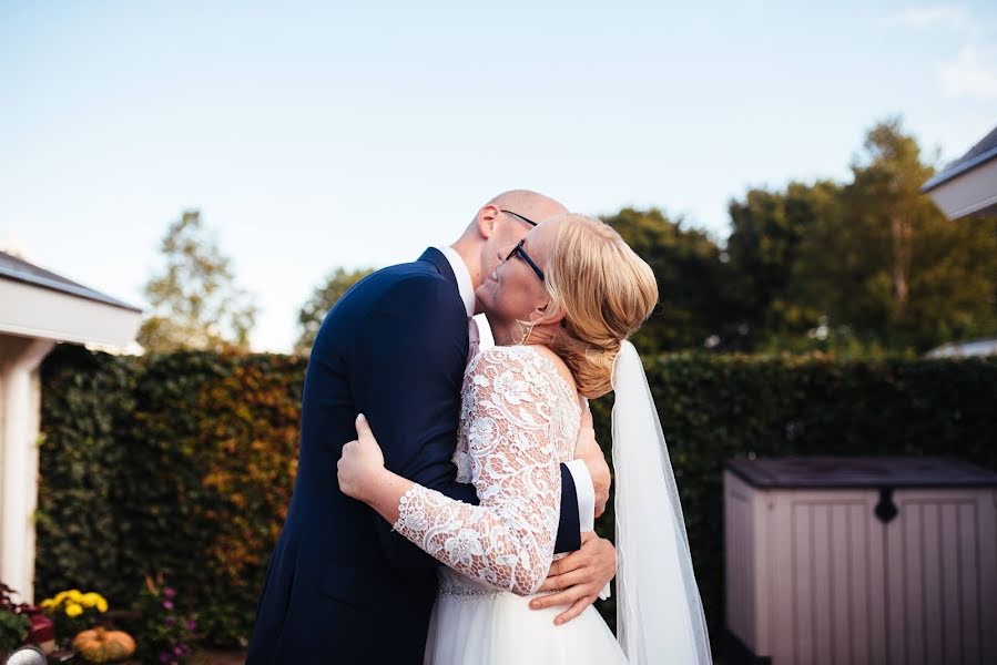 Fotógrafo de bodas Laurie Karine (lauriekarine). Foto del 6 de marzo 2019