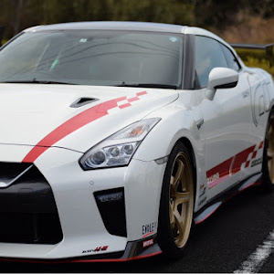 NISSAN GT-R R35