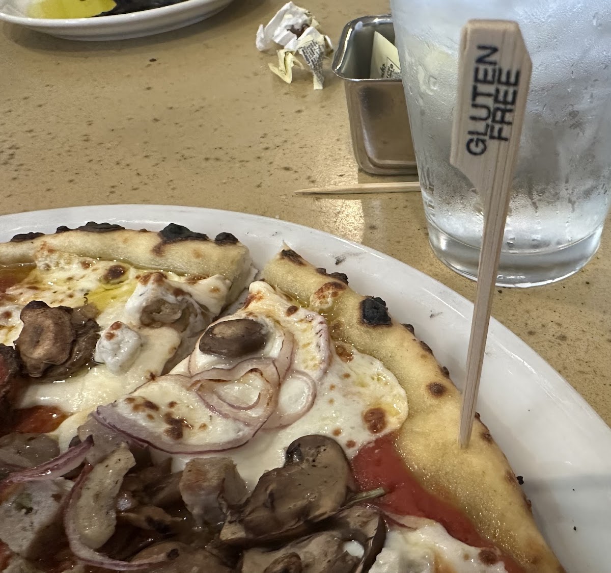 Brooklyn Specialty Pizza comes out marked gluten free